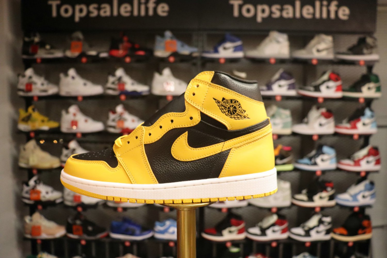Air Jordan 1 Retro High OG 'Pollen' 555088-701