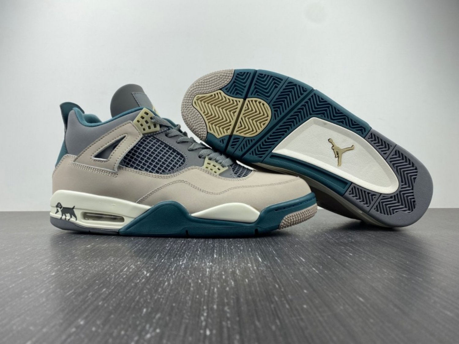 Air Jordan 4 Beige Dark Grey Blue White