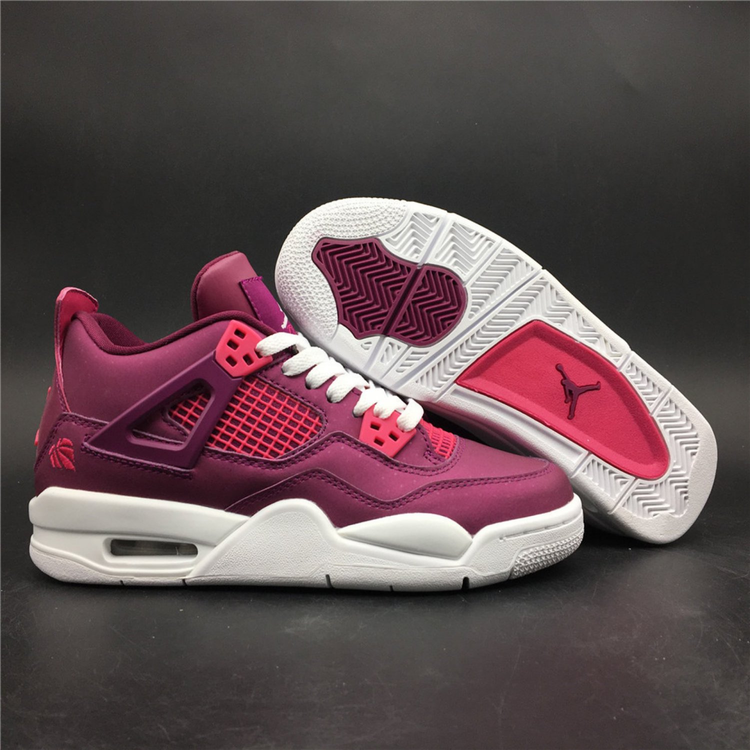 Air Jordan 4 Retro Valentine's Day