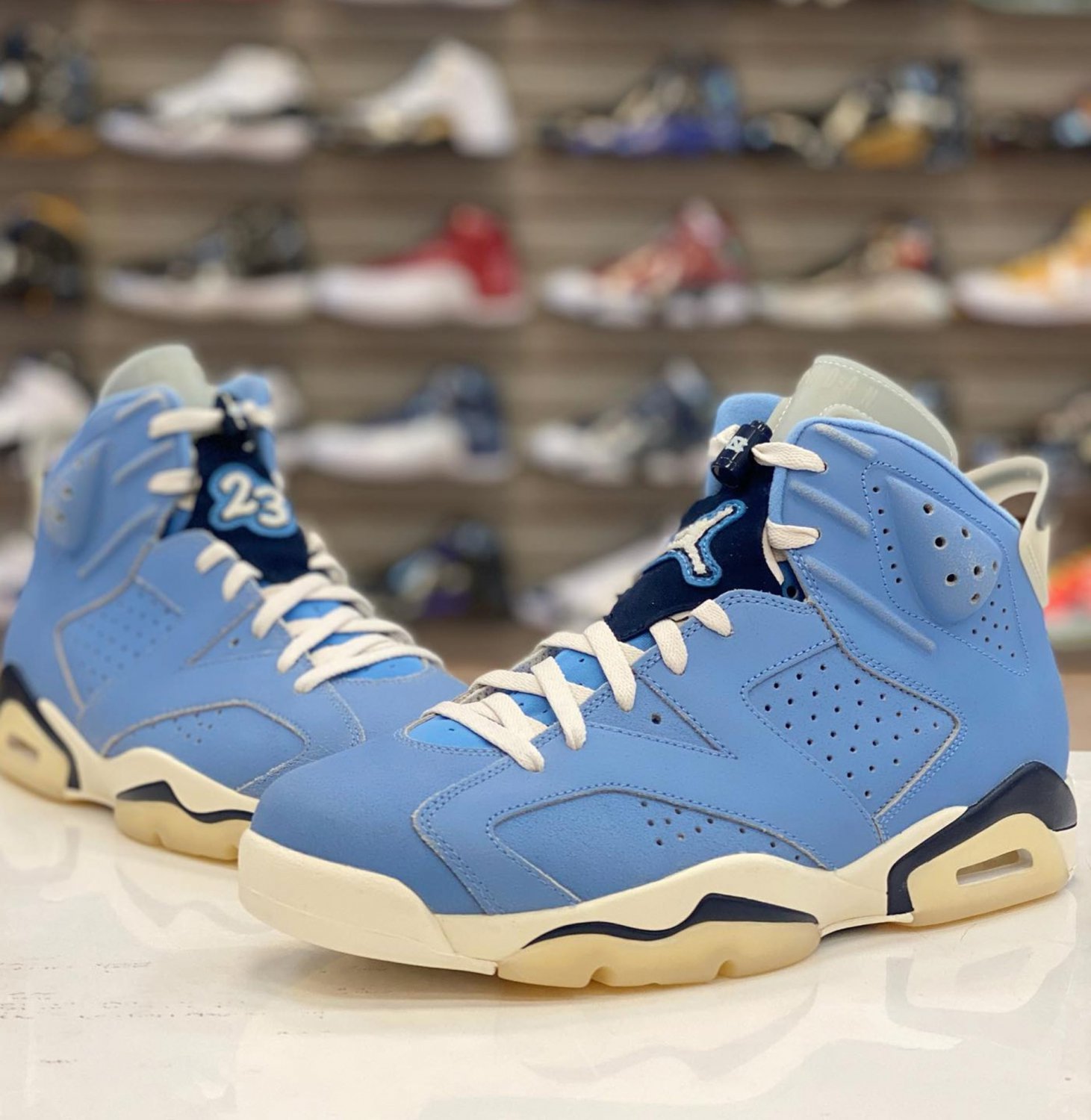 Air Jordan 6 Retro UNC PE Navy 2022