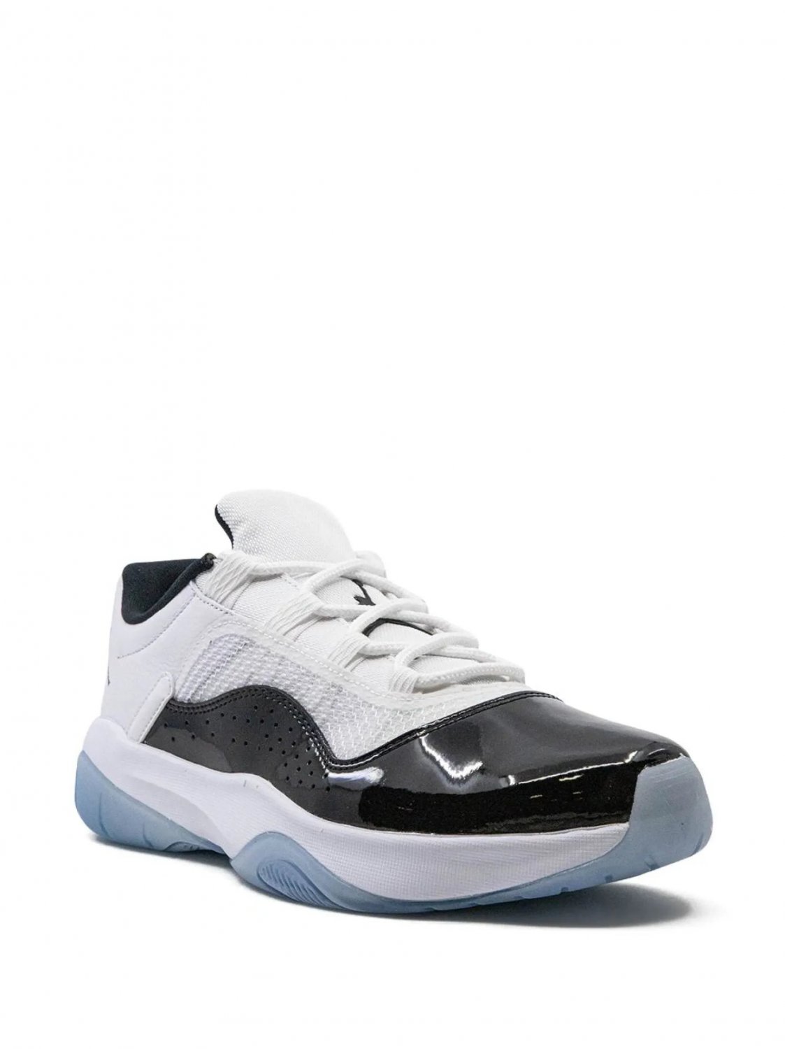 Air Jordan 11 CMFT Low Concord sneakers