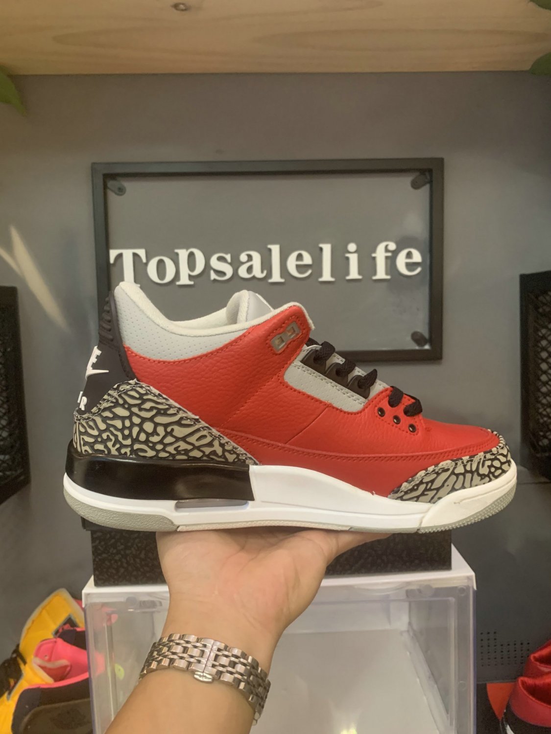 Jordan 3 Retro SE Unite