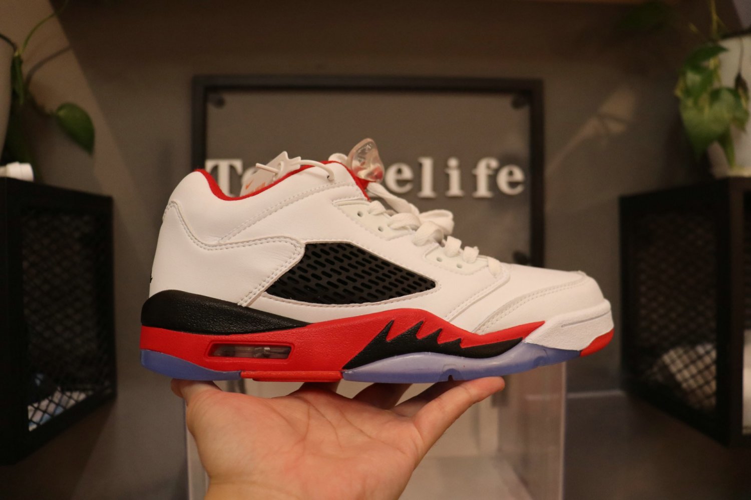 Jordan 5 Retro Low Fire Red