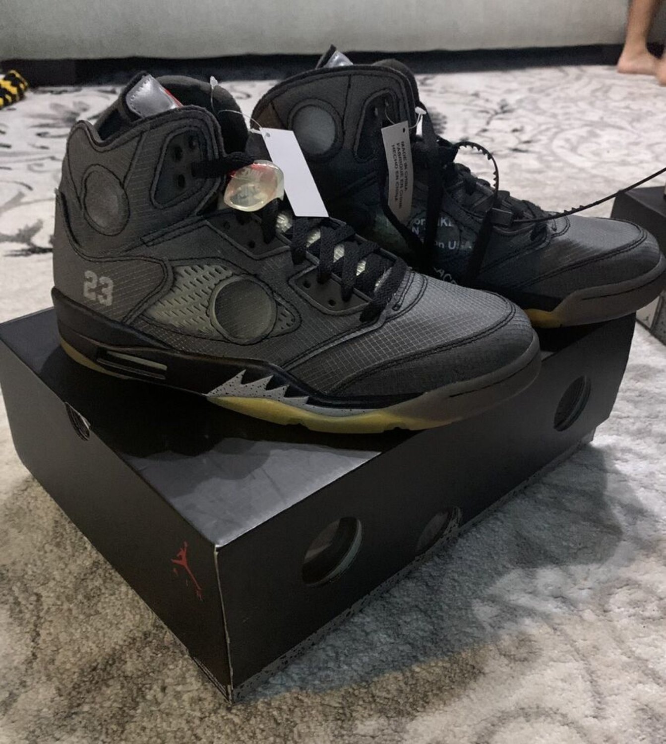 Jordan 5 RetroOff-White Muslin