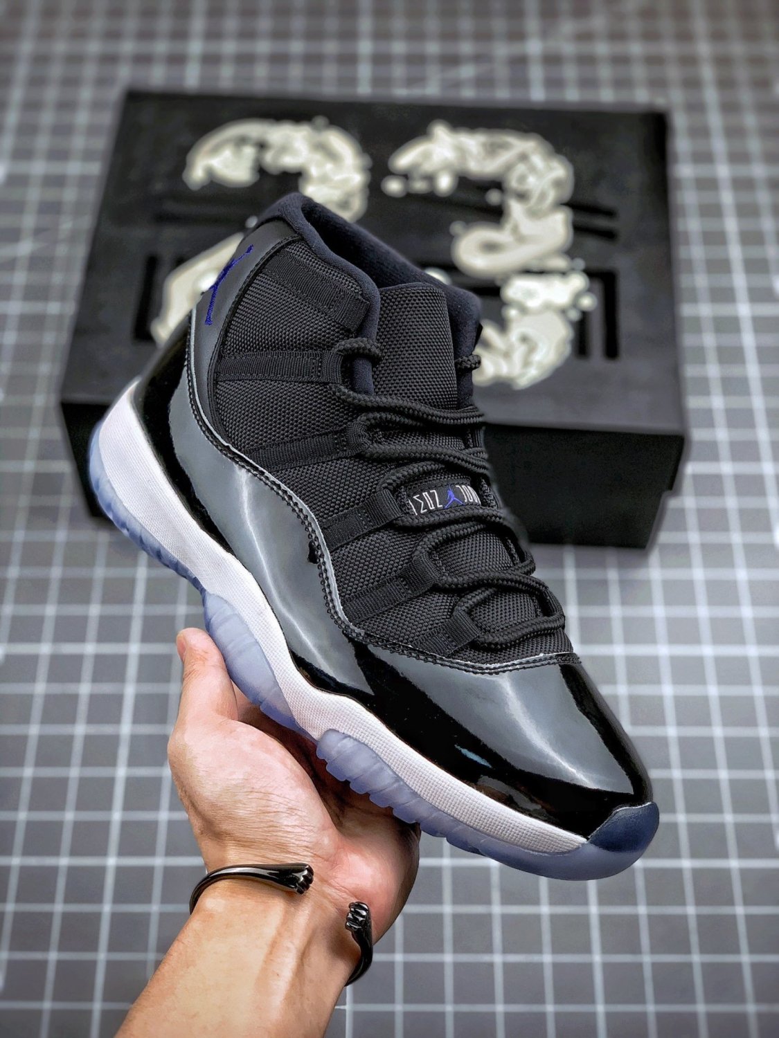 Jordan 11 Retro Space Jam (2016) (GS)