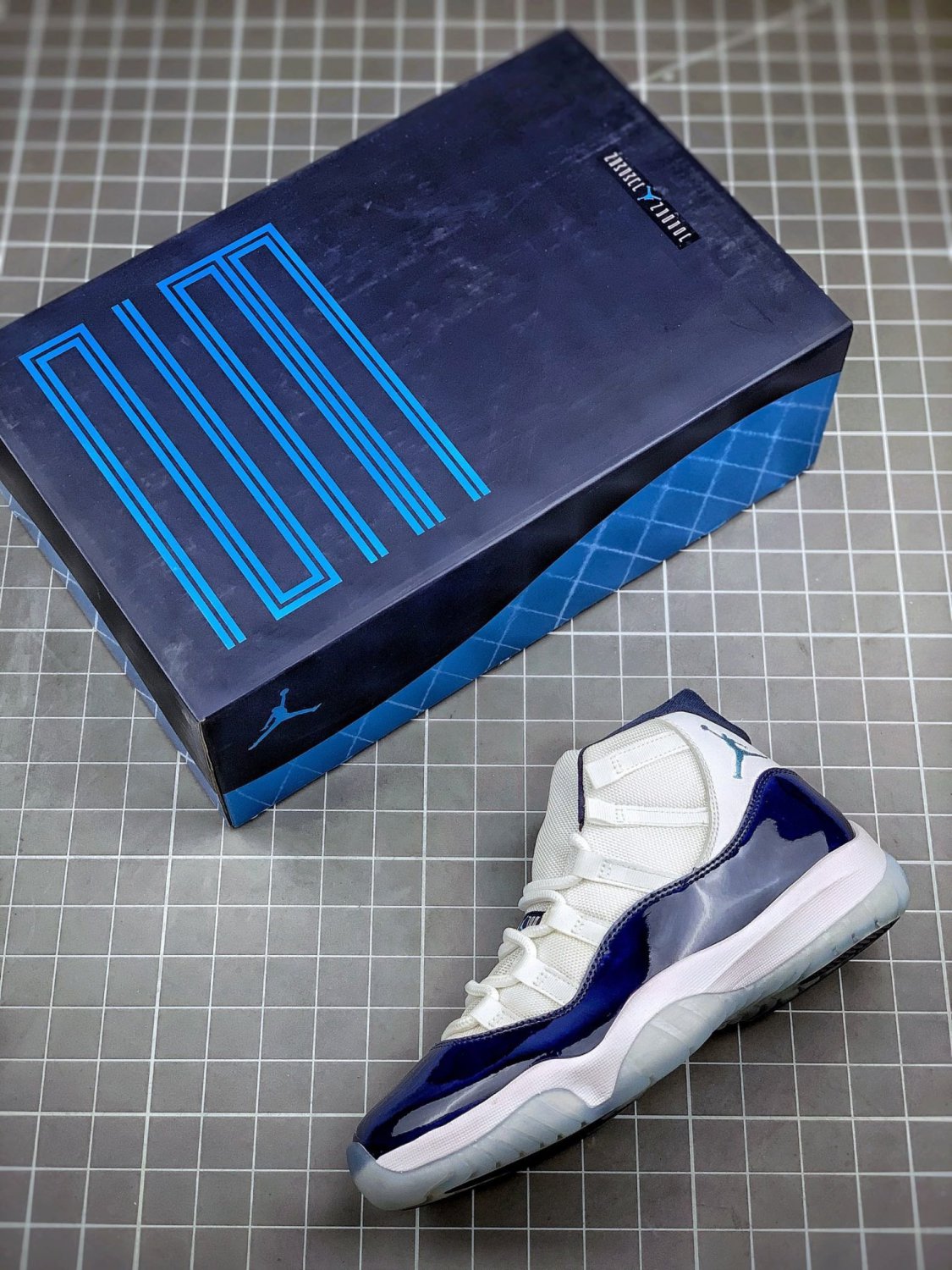 Jordan 11 Retro UNC Win Like 82 (GS)