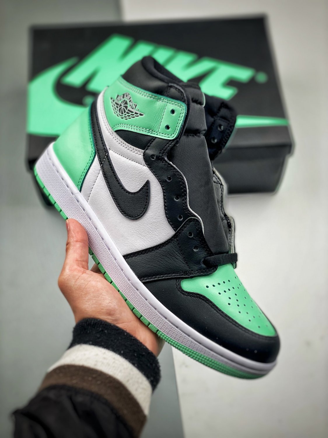 nike air jordan 1 high og green glow dz5485-130