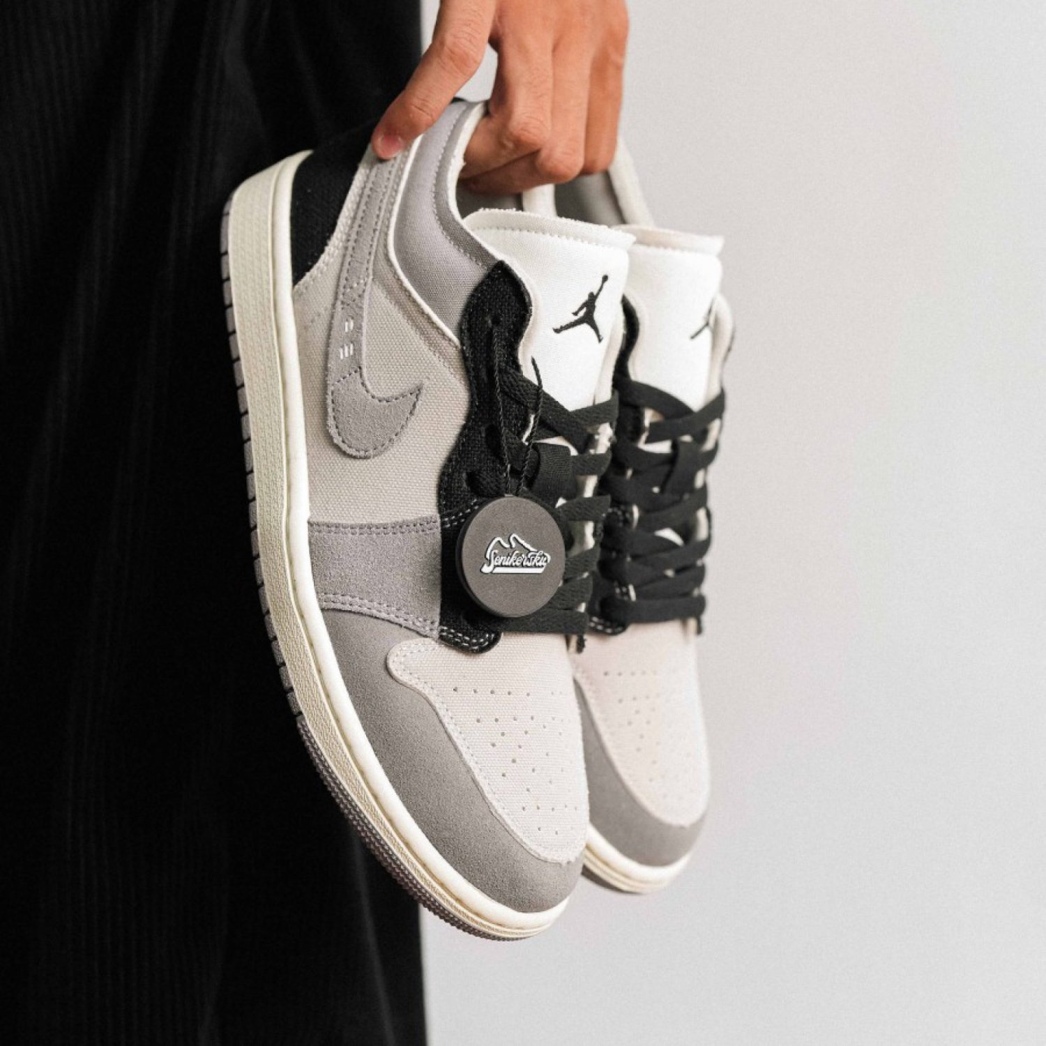 Nike Air Jordan 1 Low Craft Inside Out Cement Grey Men