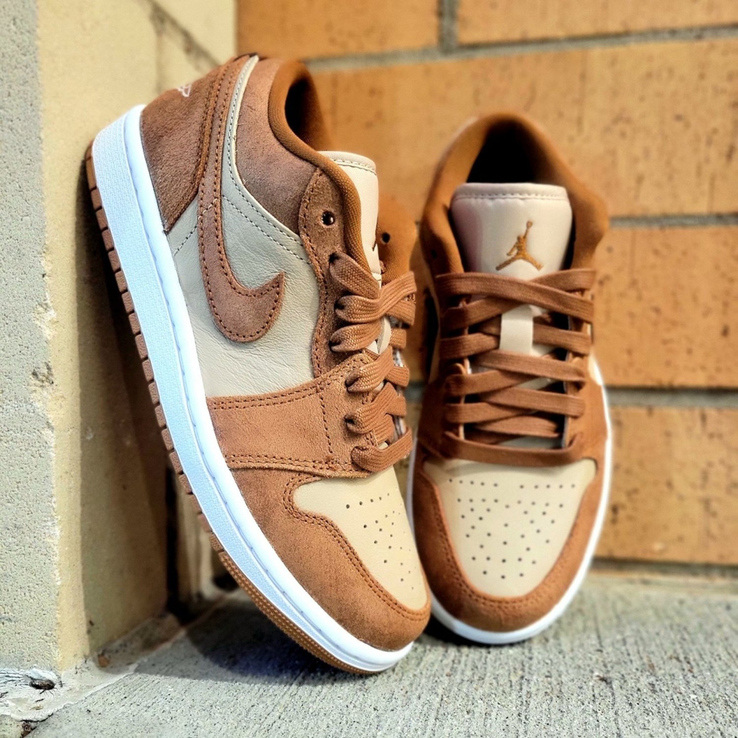 Nike Air Jordan 1 Low Legend Medium Brown