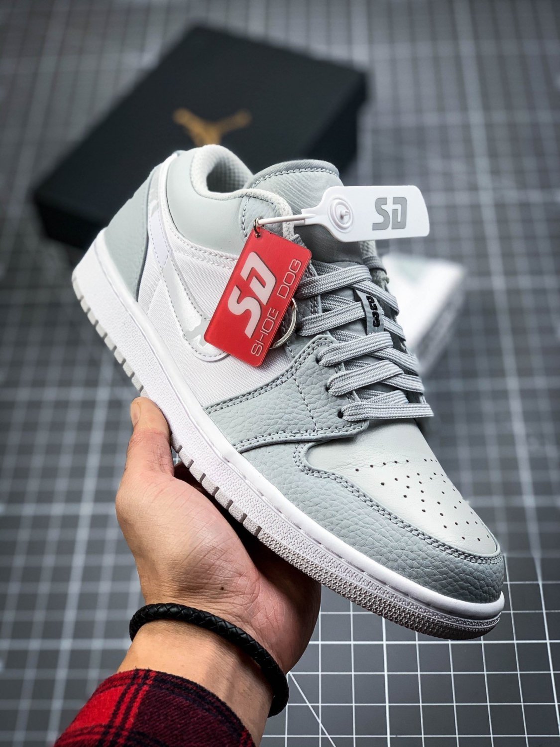 NIKE Air Jordan 1 Low White Grey Camo