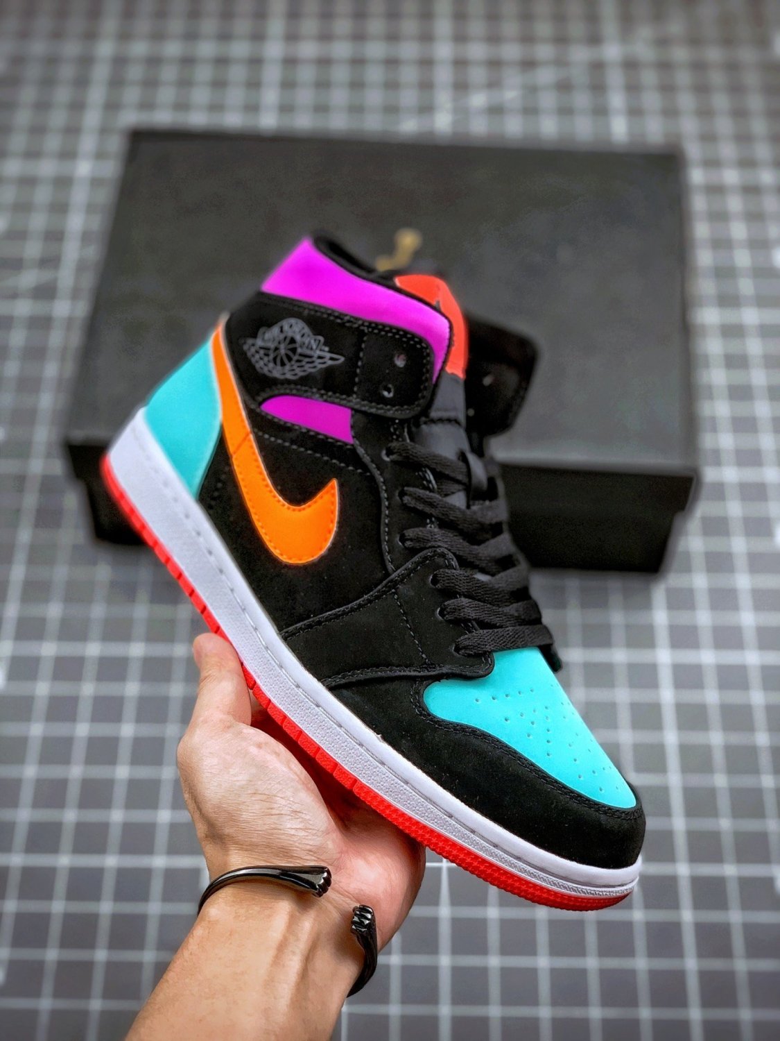 NIKE Air Jordan 1 Mid Candy Multicolor