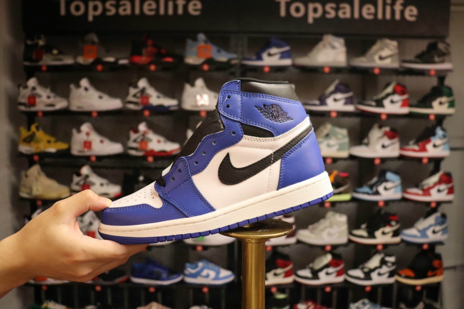 Nike Air Jordan 1 Retro  'Game Royal'
