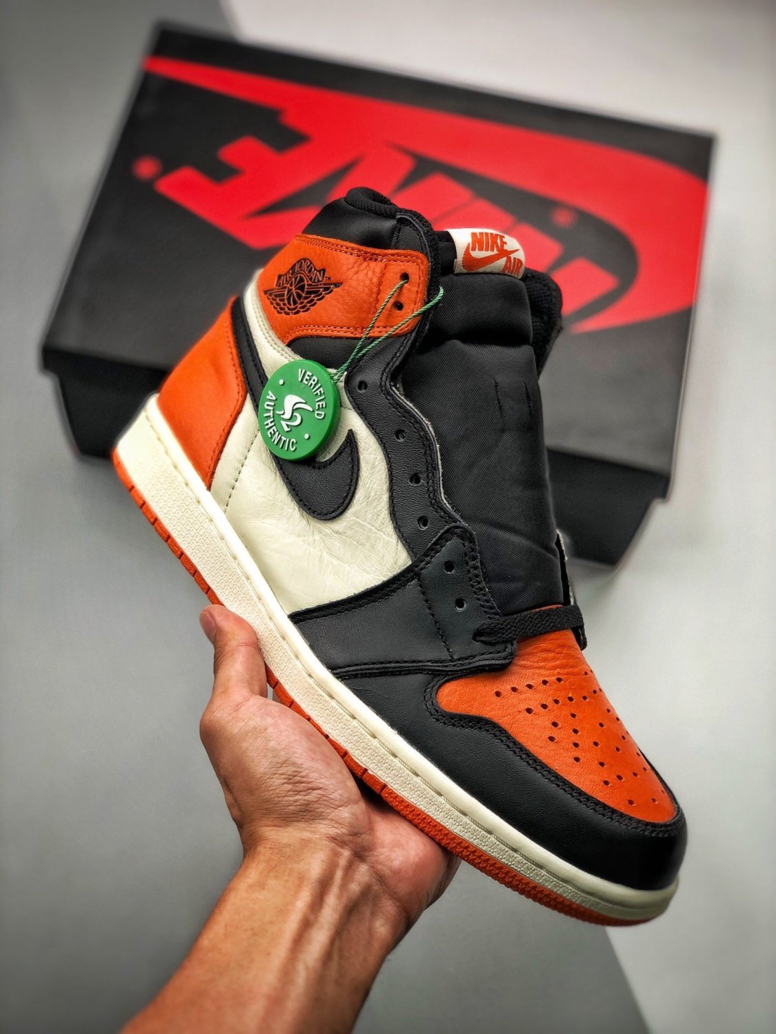 NIKE Air Jordan 1 Retro  High Shattered Backboard