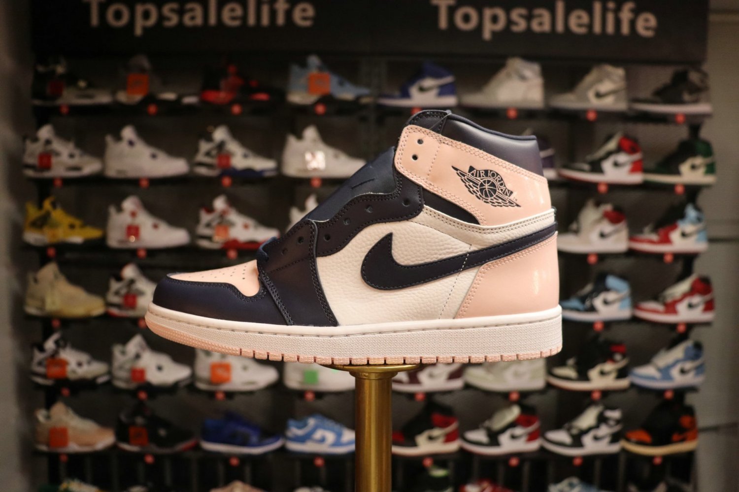 Nike Air Jordan 1 Retro High OG SE 'Bubble Gum' DD9335-641
