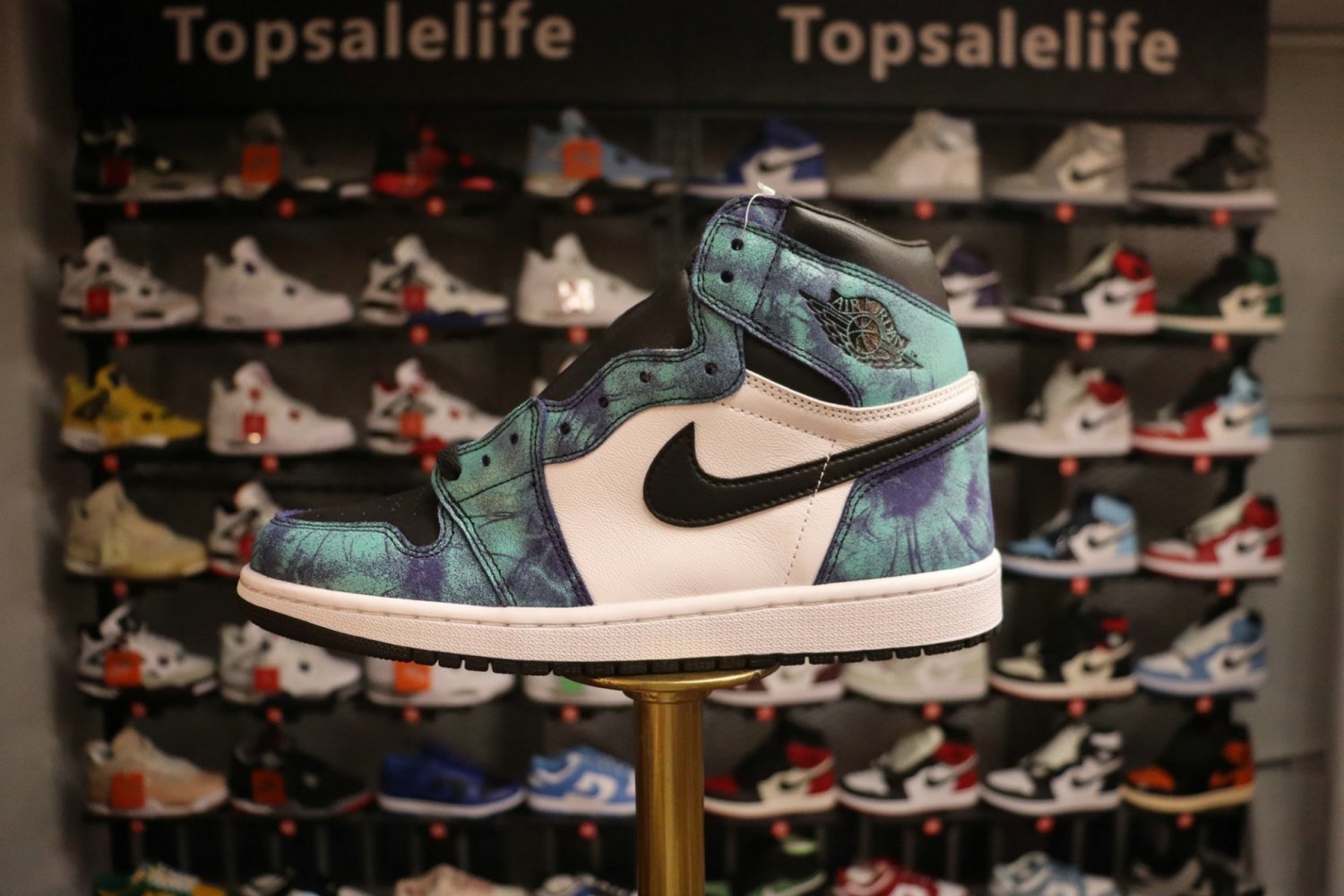 Nike Air Jordan 1 Retro High OG 'Tie&acirc;��Dye' (Women) (Men's)