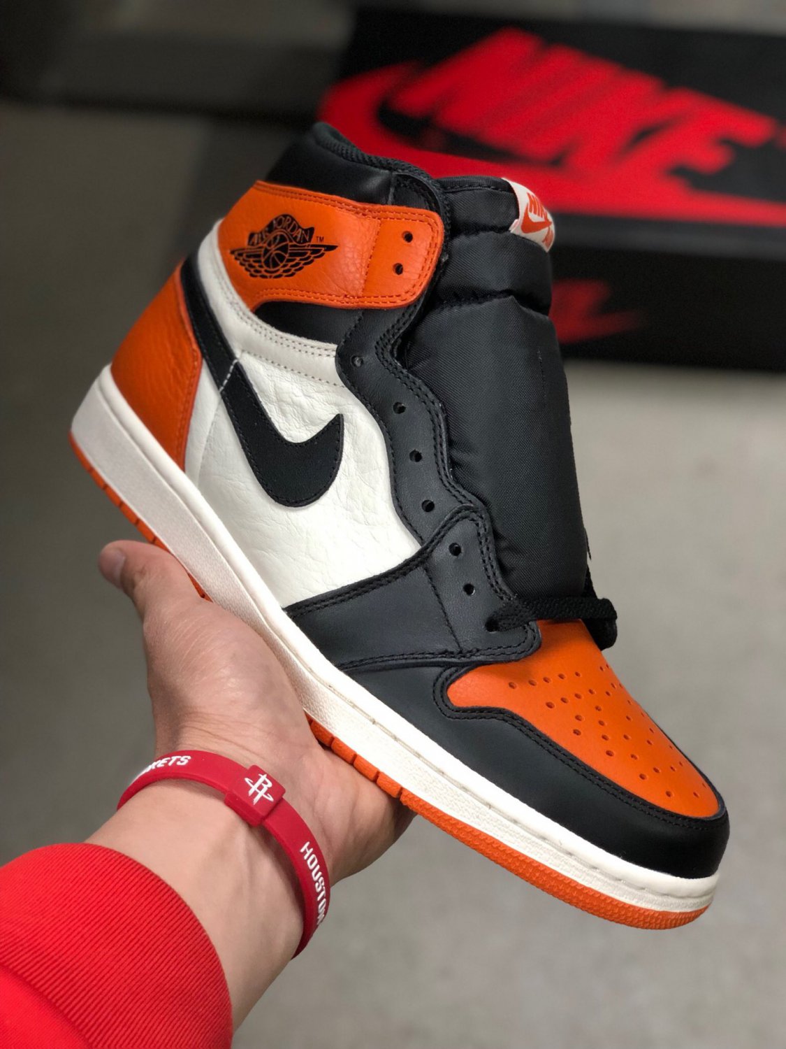 Nike Air Jordan 1 Retro High Satin Shattered Backboard (Women's)