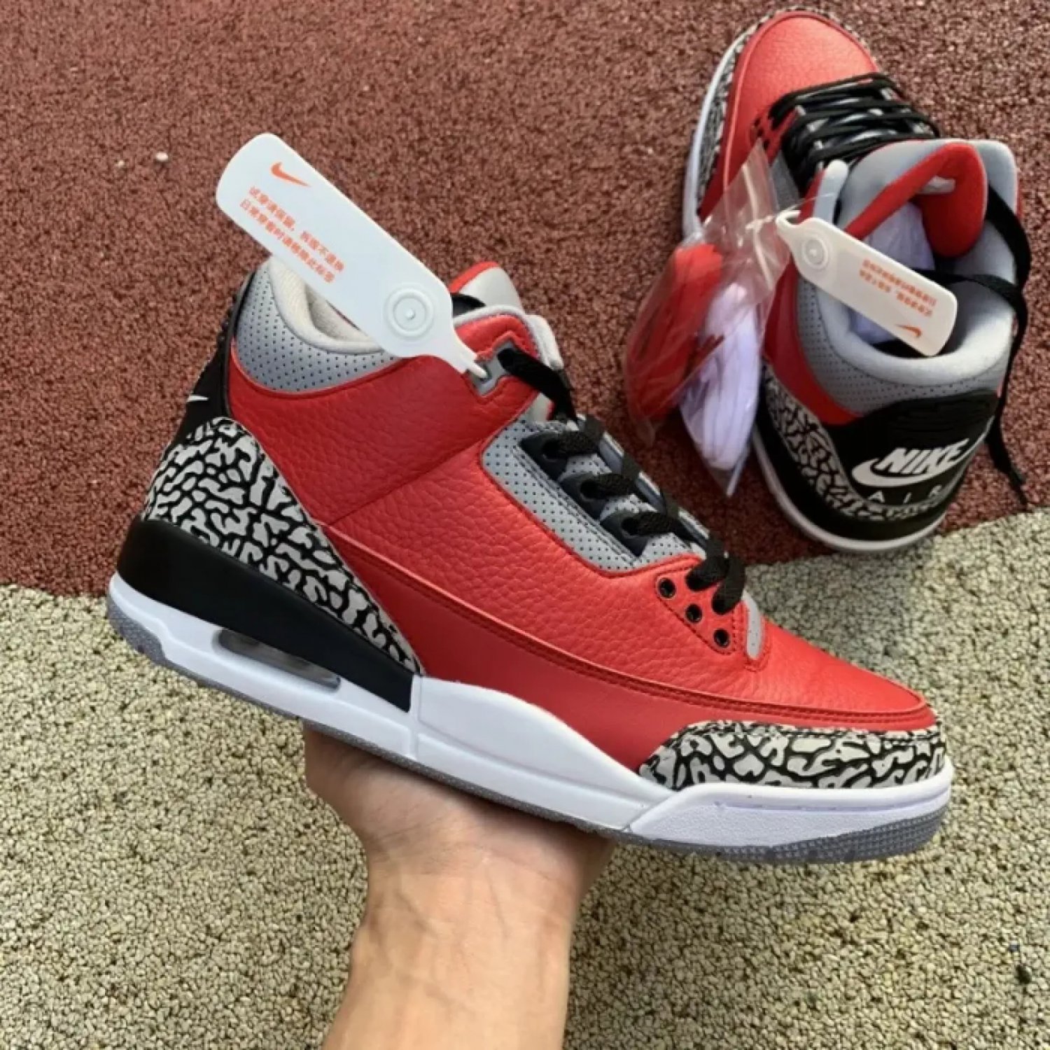 NIKE Air Jordan 3 &acirc;��Red Cement&acirc;��
