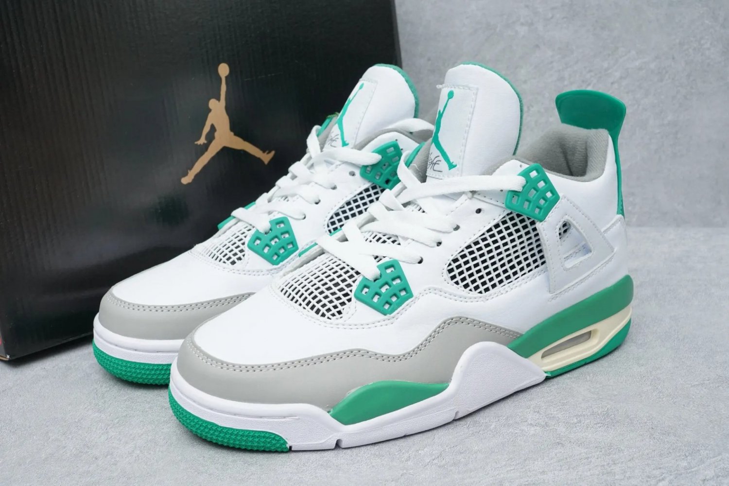Nike Air Jordan 4 Retro SP Pine Green 2020