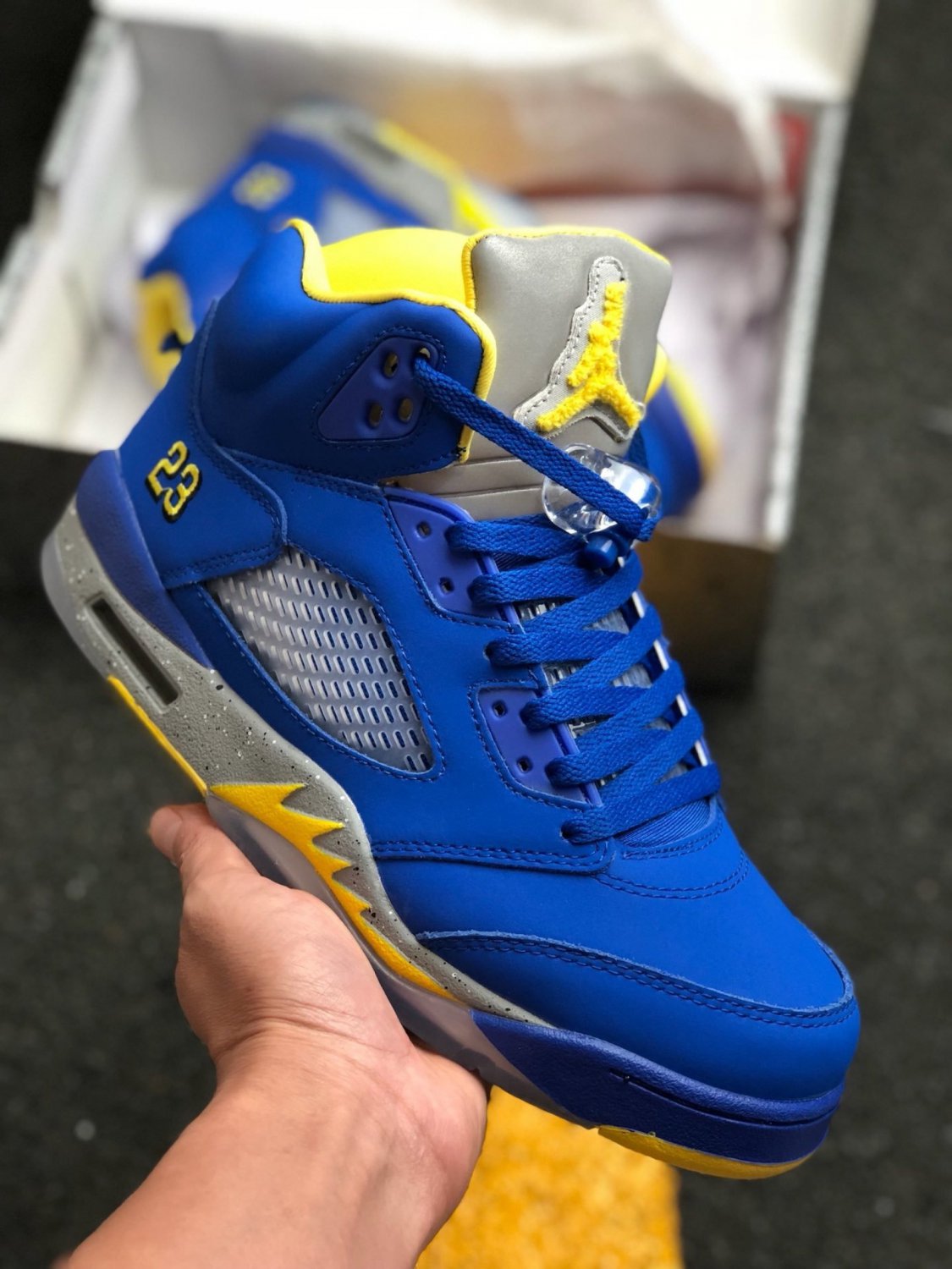 Nike Air Jordan 5 Retro JSP Laney Varsity Royal