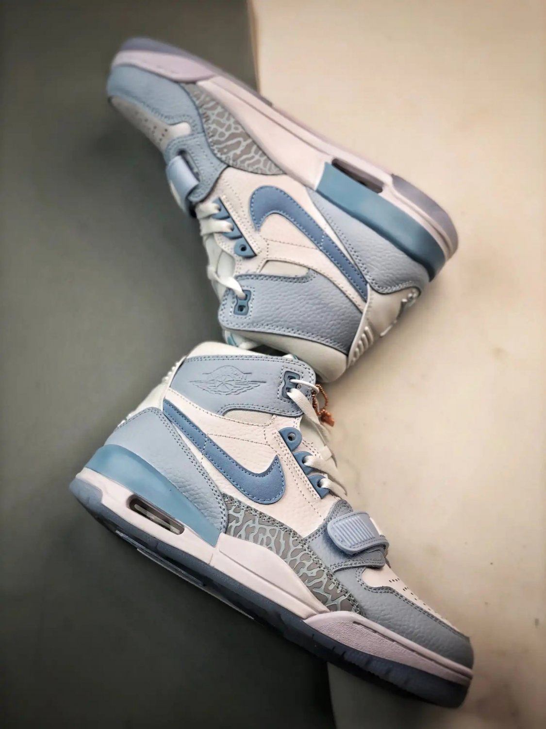 Nike Air Jordan Legacy 312 White - Arctic Blue
