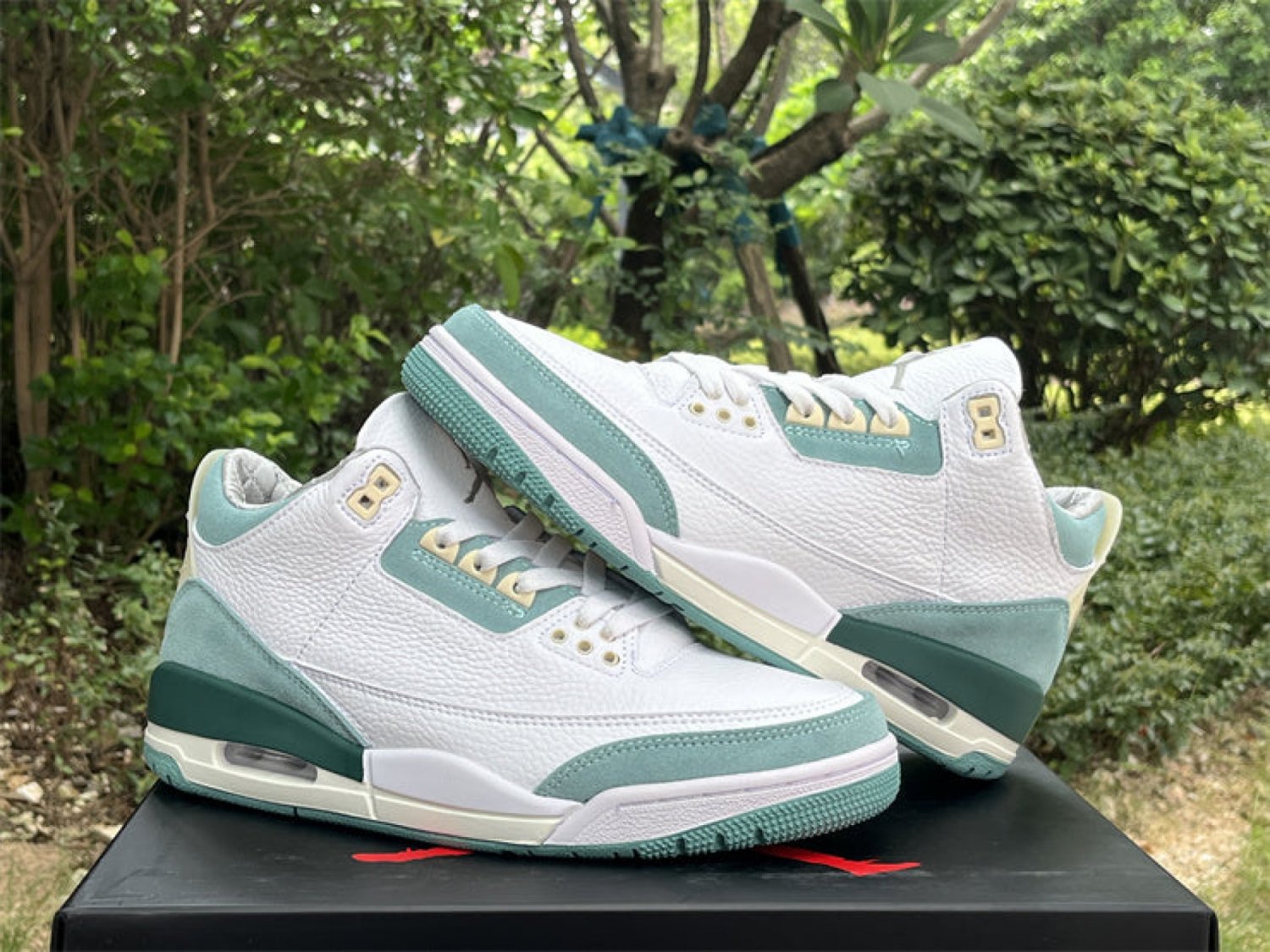 Air Jordan 3 White Jade