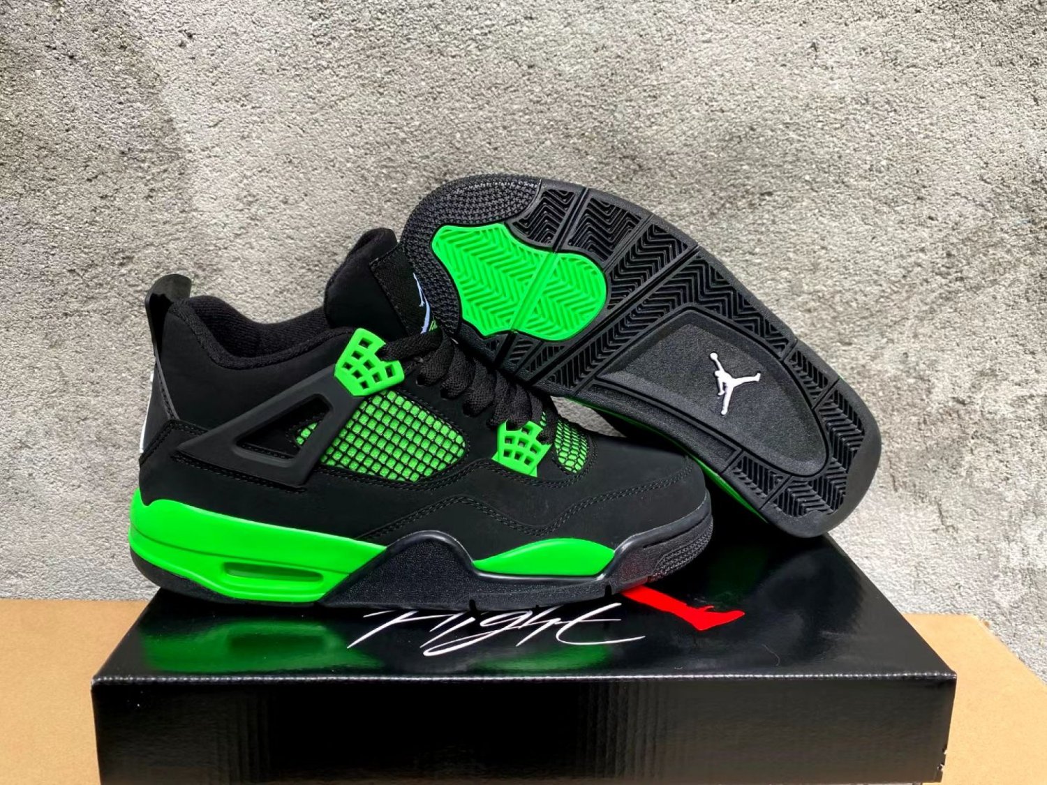 Air Jordan 4 &acirc;��Volt&acirc;�� Green Thunder