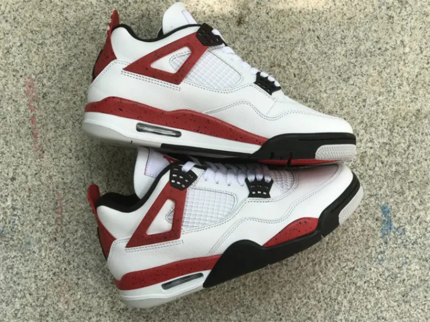 Air Jordan 4 Retro RedWhiteBlack