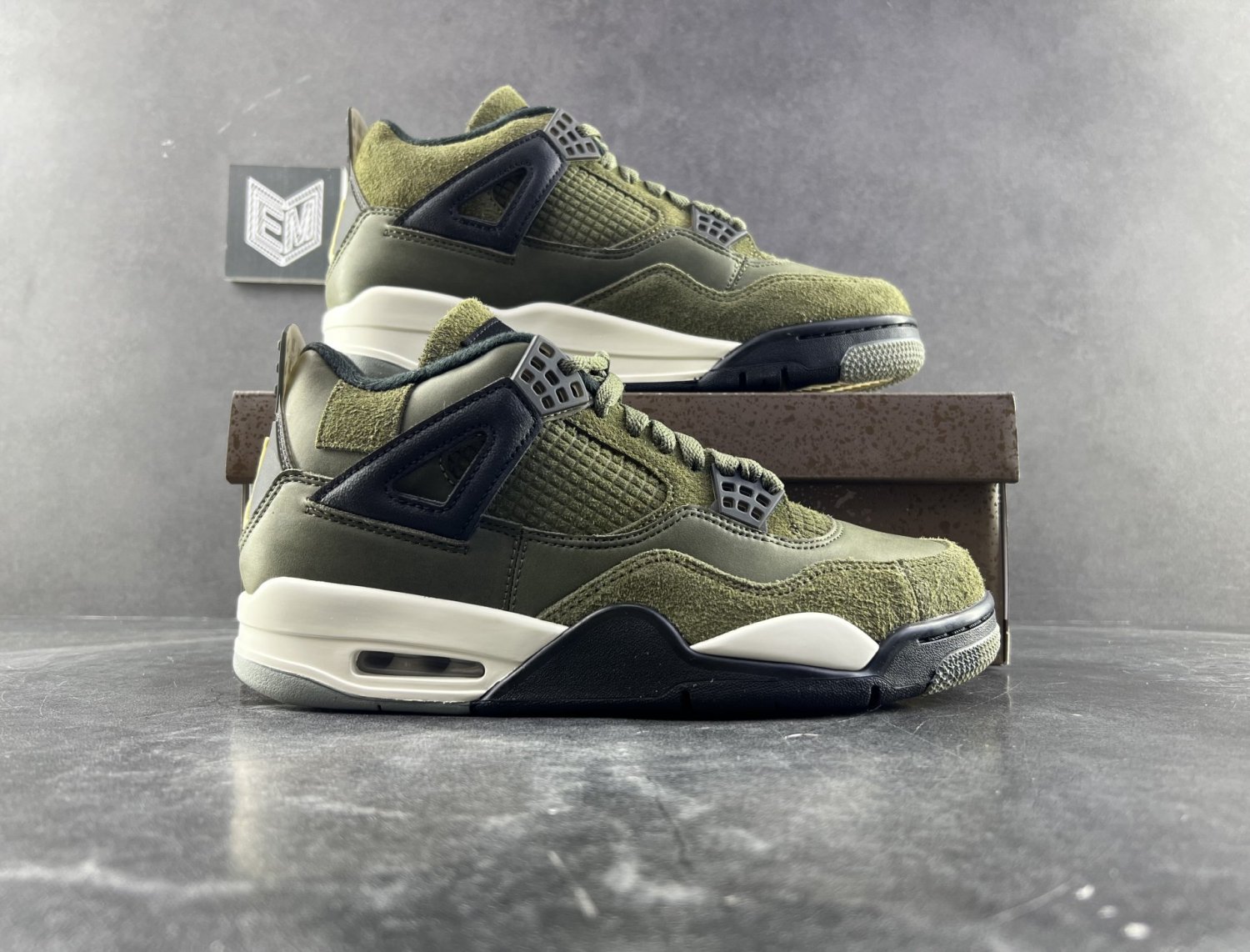 Air Jordan 4 Retro SE Craft Medium Olive_1