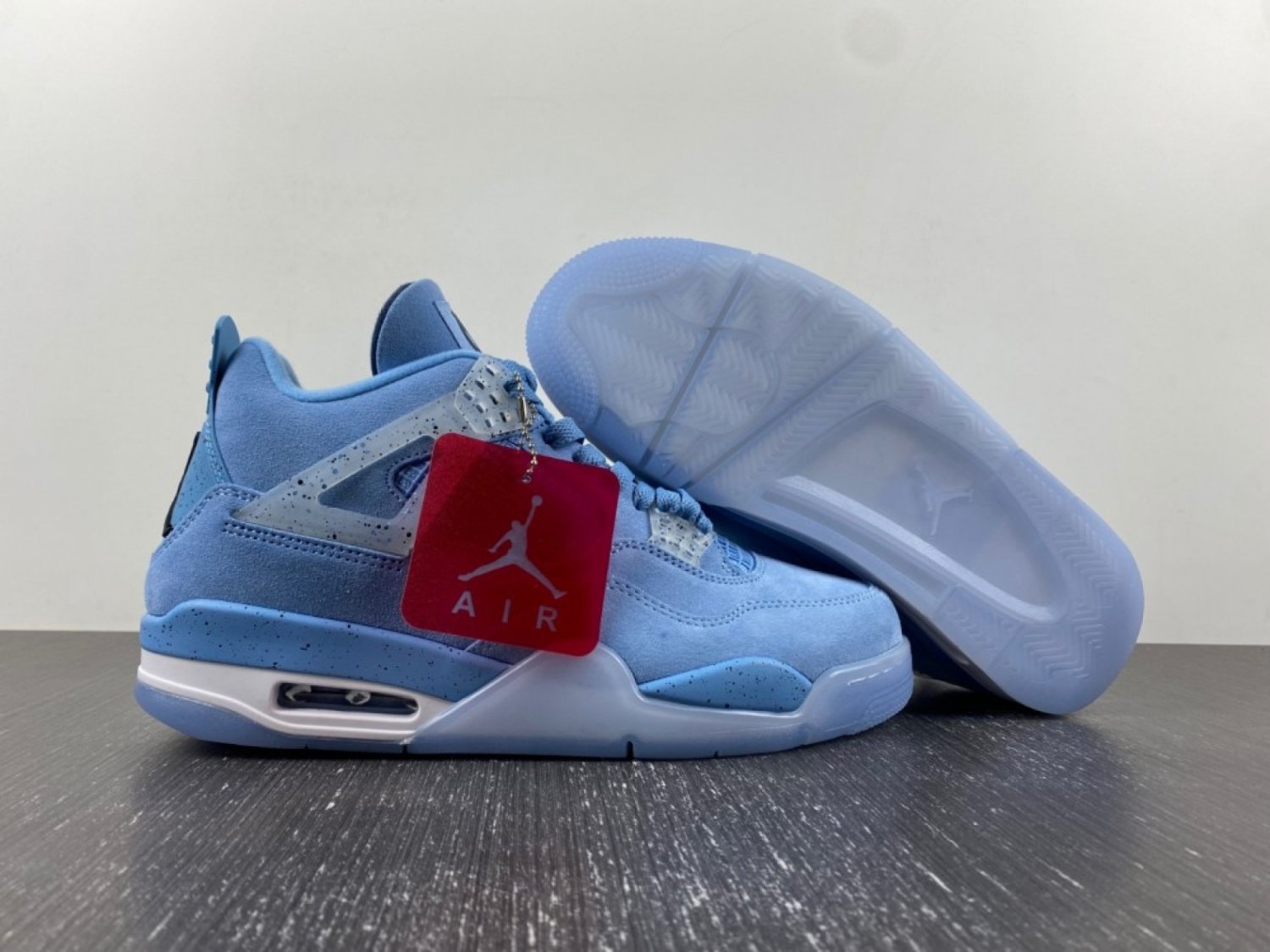 Air Jordan 4 UNC PE Blue_1
