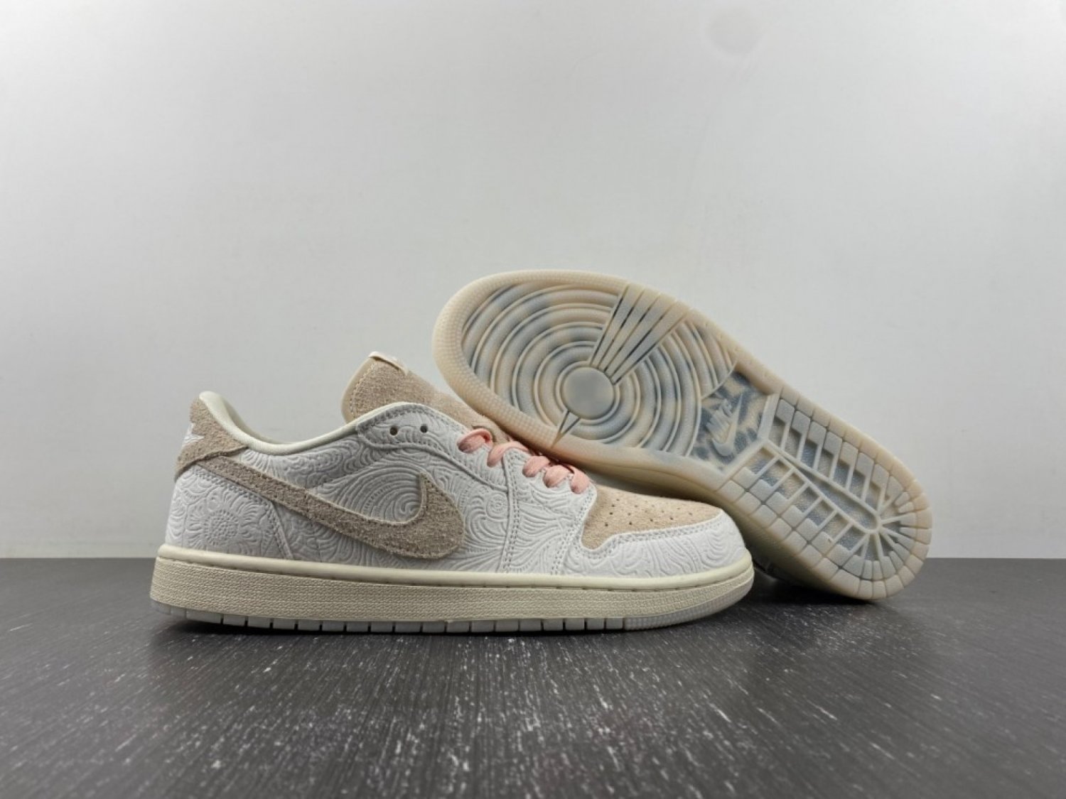 Chris Paul X Air Jordan 1 Low OG &acirc;��Give Them Flowers&acirc;�� Light Cream