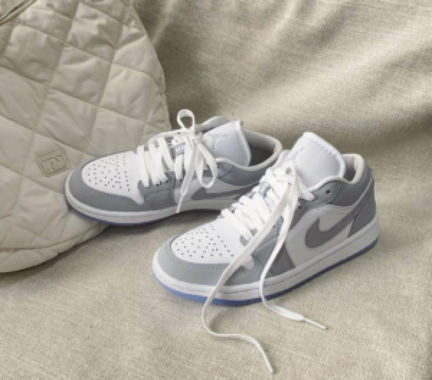 Jordan 1 Low Wolf Grey_2