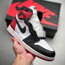 Jordan 1 Retro Black Toe_1