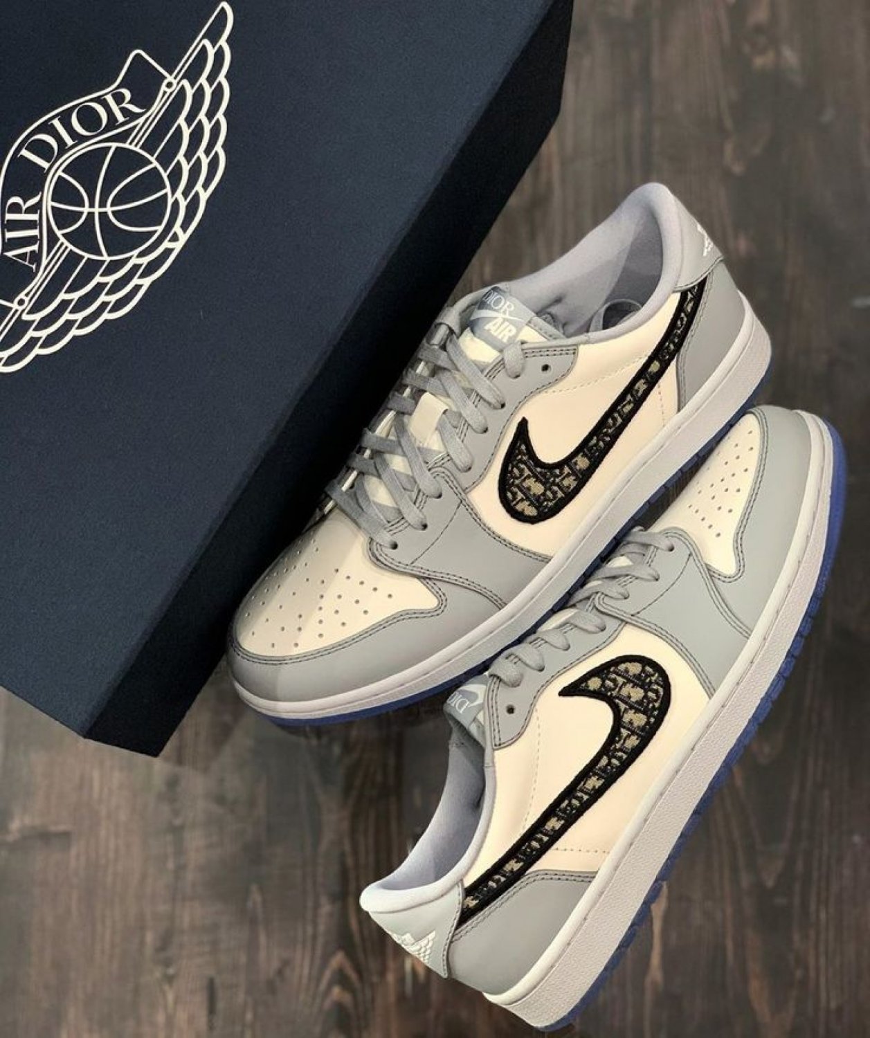 Jordan 1 Retro Low Dior_2