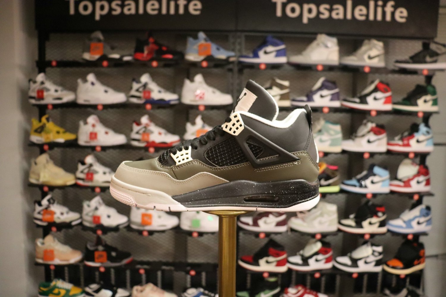 Jordan 4 Retro Fear Pack_1