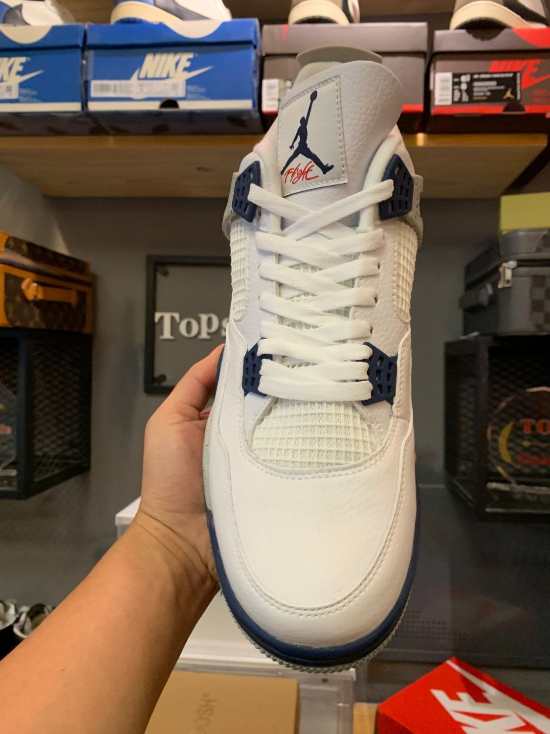 Jordan 4 Retro Midnight Navy