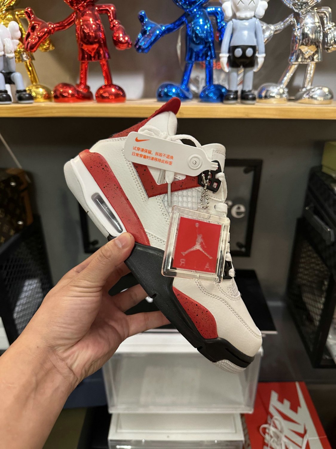 Jordan 4 Retro Red Cement_1