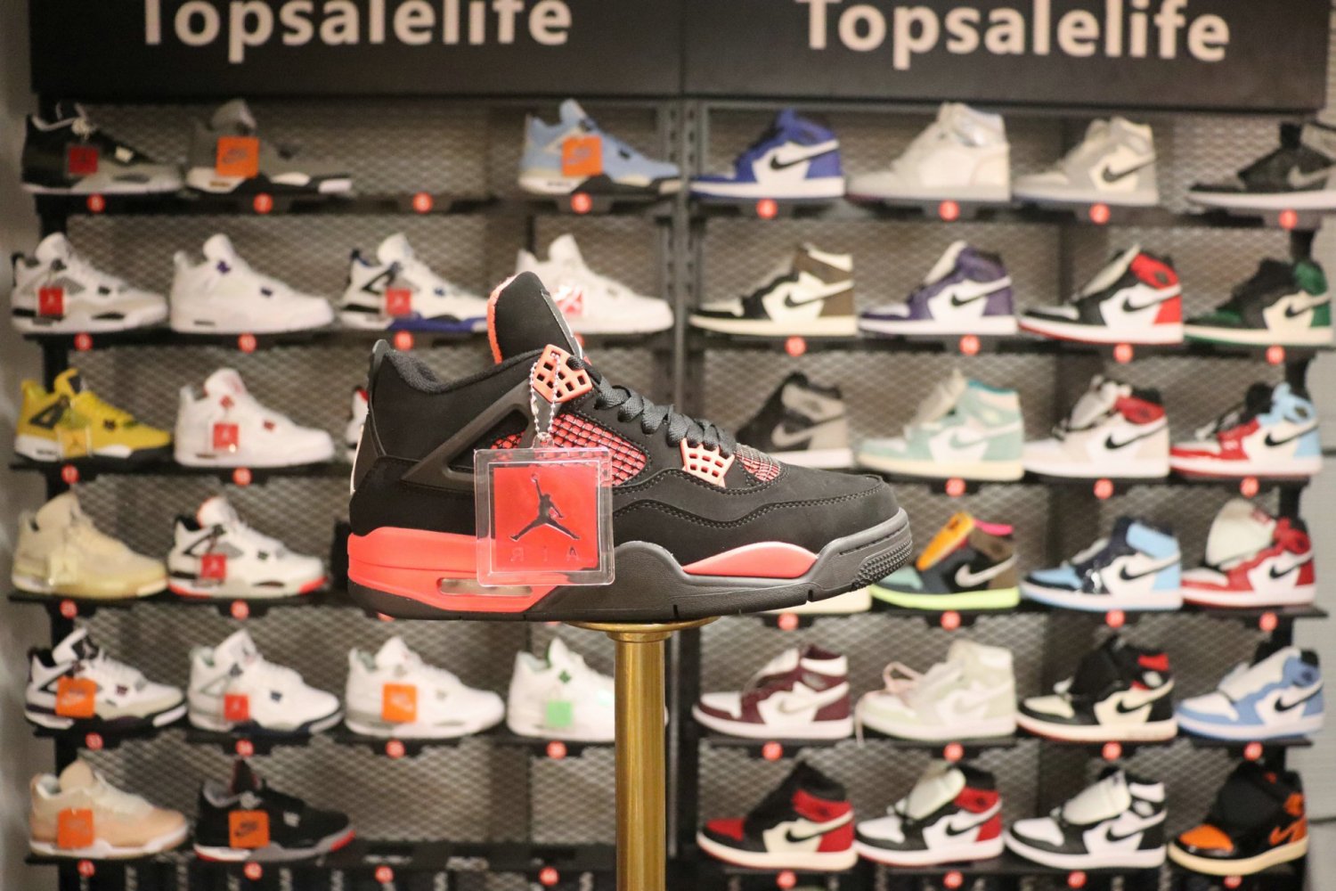 Jordan 4 Retro Red Thunder_4