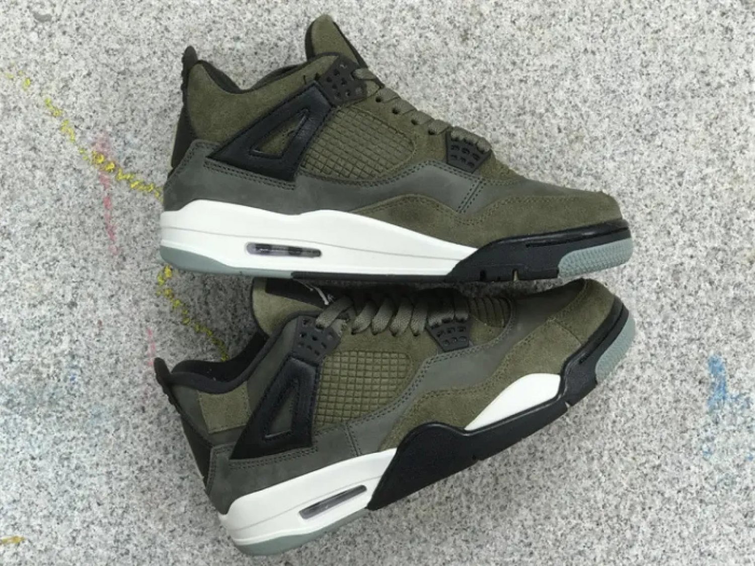 Jordan 4 Retro SE Craft Medium Olive_2