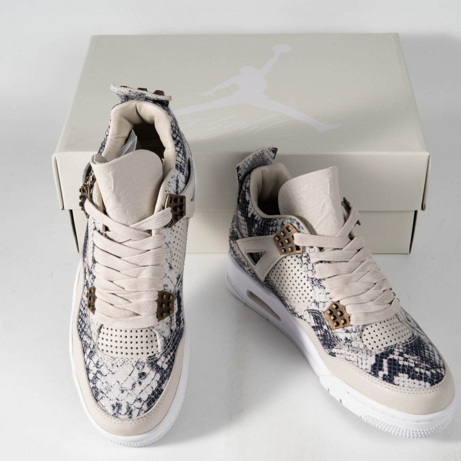 Jordan 4 Retro Snakeskin_2