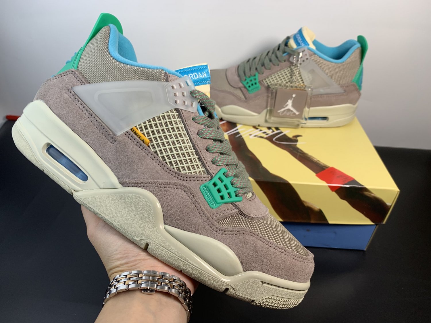 Jordan 4 Retro SP 30th Anniversary Union Taupe Haze_2