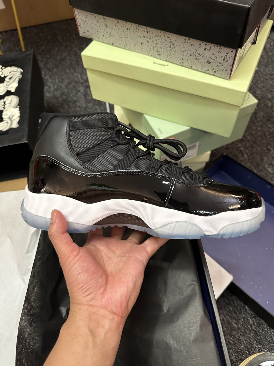 Jordan 11 Retro Space Jam (2016)_2