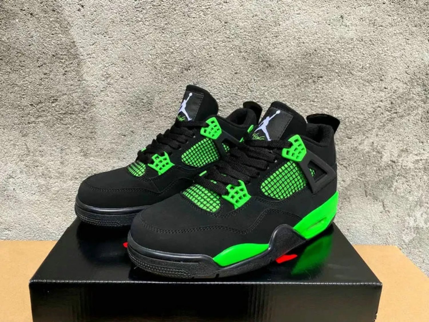 Nike Air Jordan 4 Volt Green Thunder_1