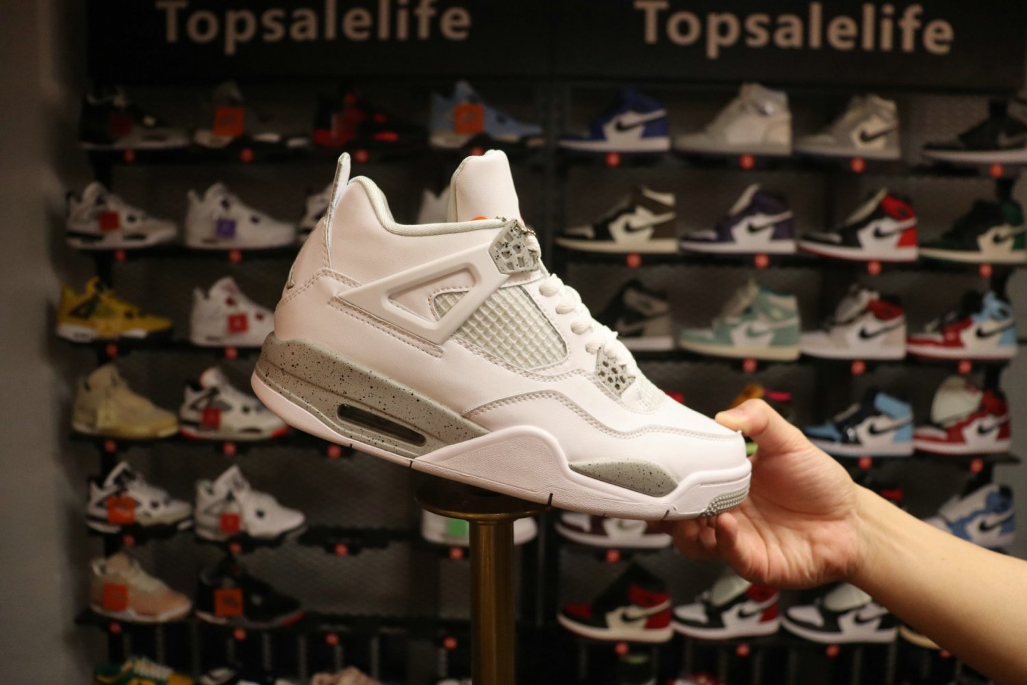 Nike Air Jordan 4 Retro White Oreo (2021)_2
