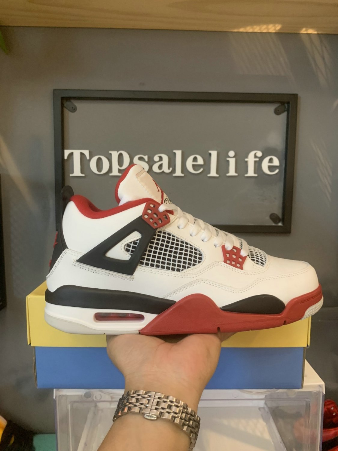 Nike Air Jordan 4 Retro Fire Red (2012)_1