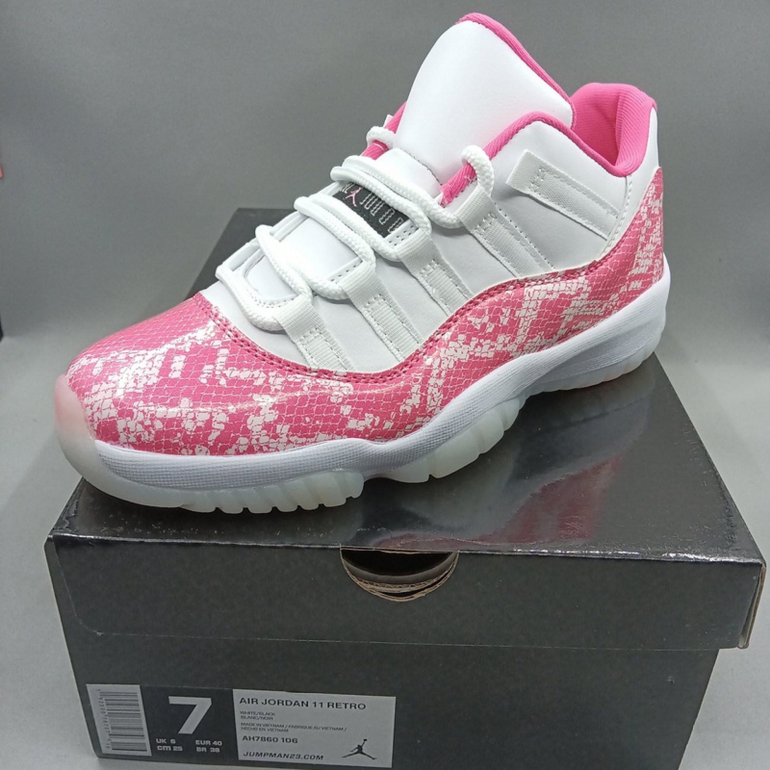 Jordan 11 pink snakeskin 2019 hotsell