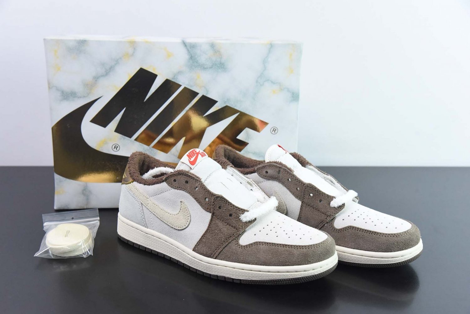 Nike Air Jordan 1 Retro Low OG Year of the Rabbit_1