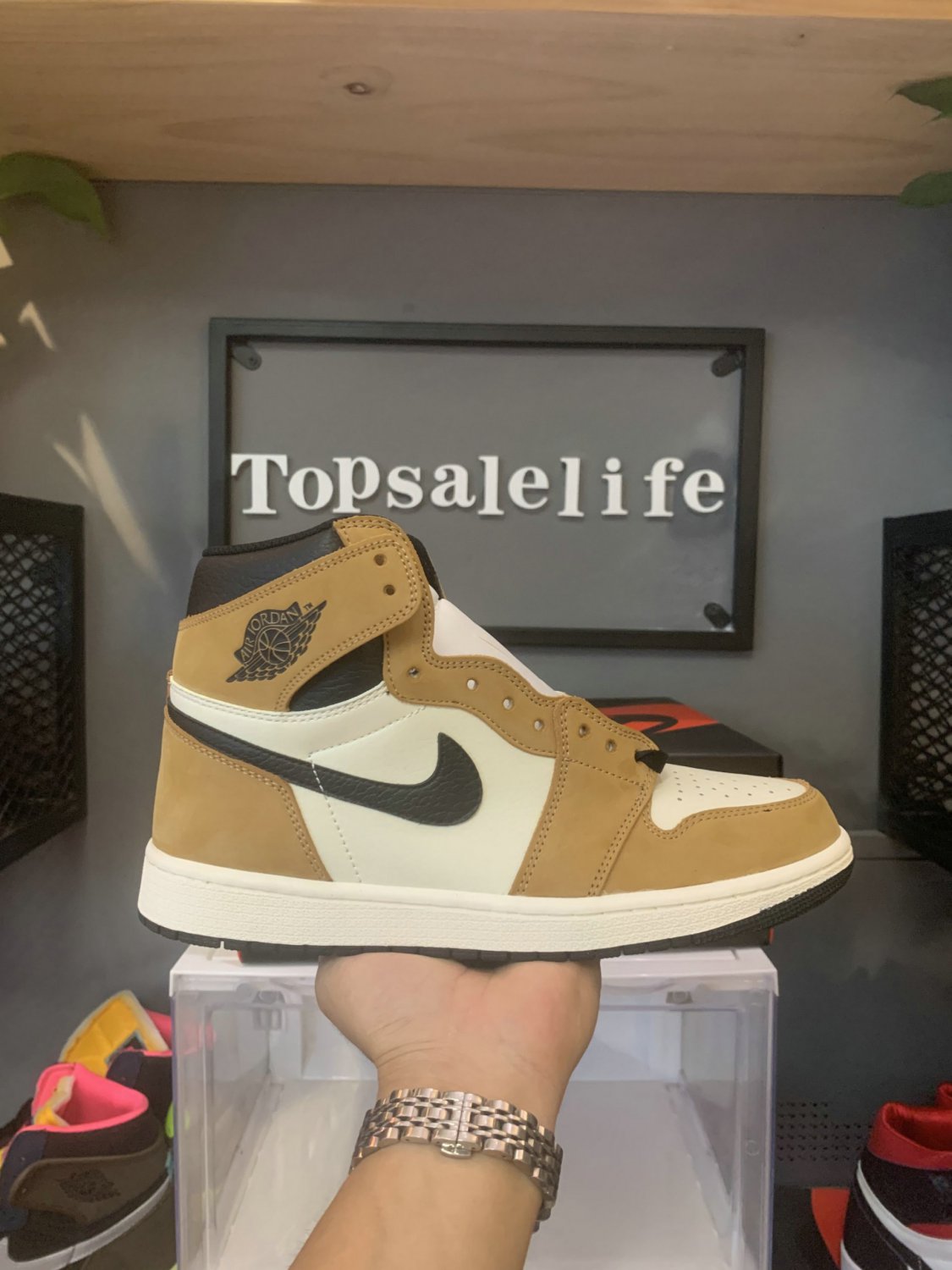 Nike Air Jordan 1 Retro High Rookie of the Year
