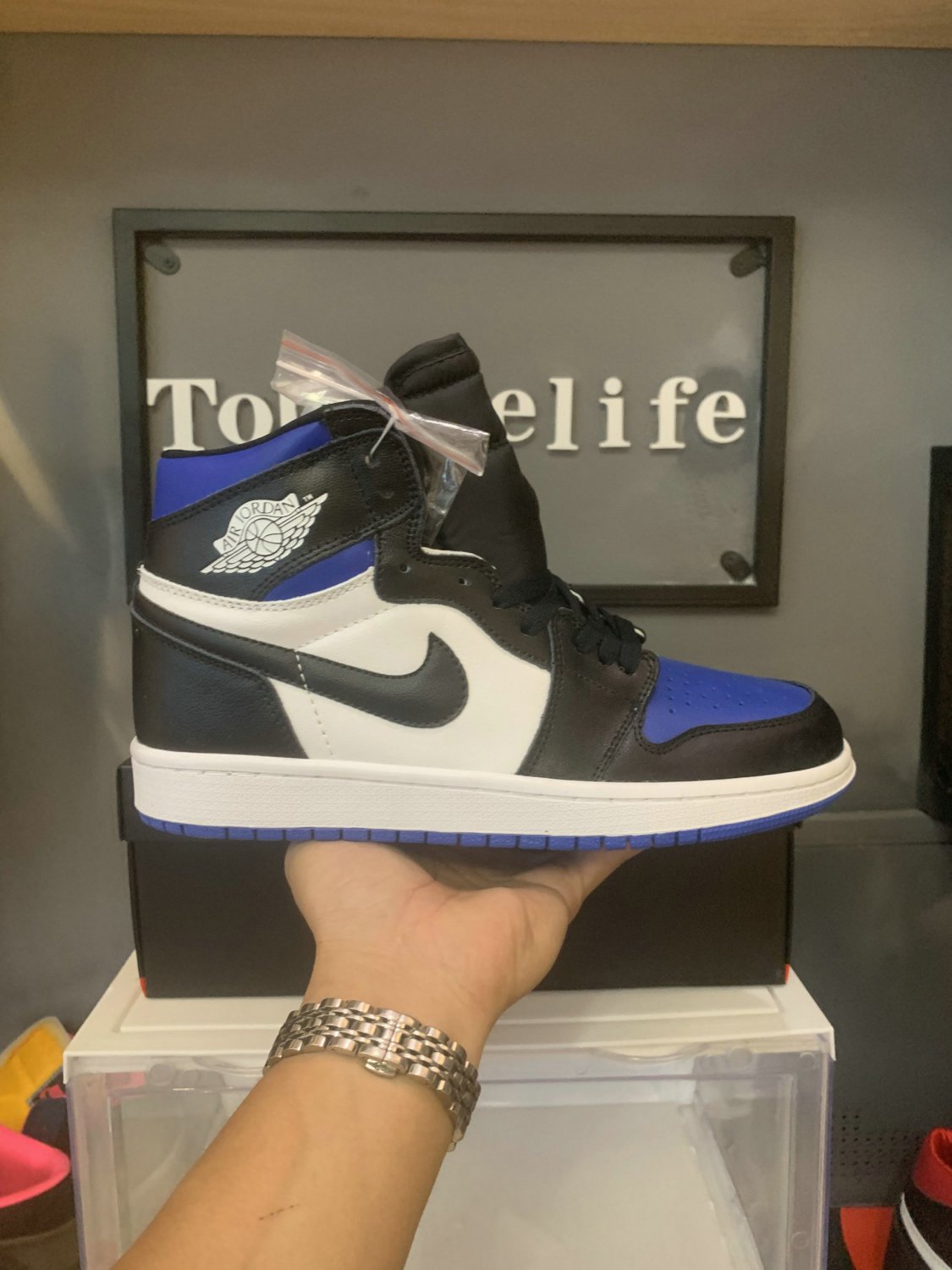 Nike Air Jordan 1 Retro High Royal Toe