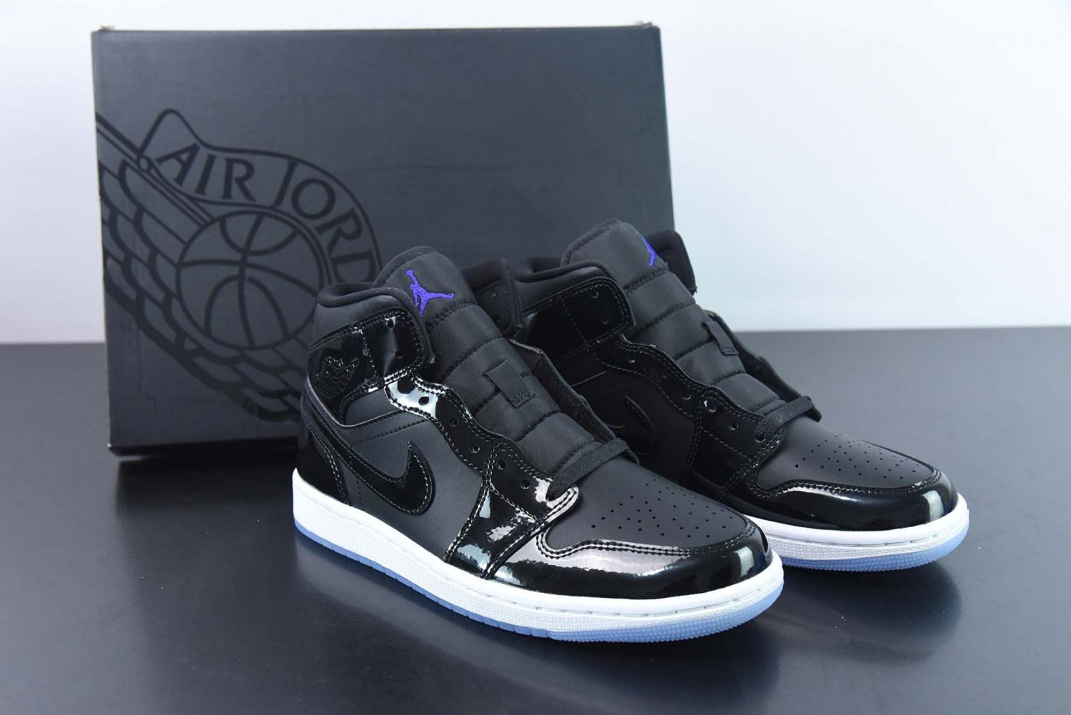 Nike Air Jordan 1 Mid SE Space Jam