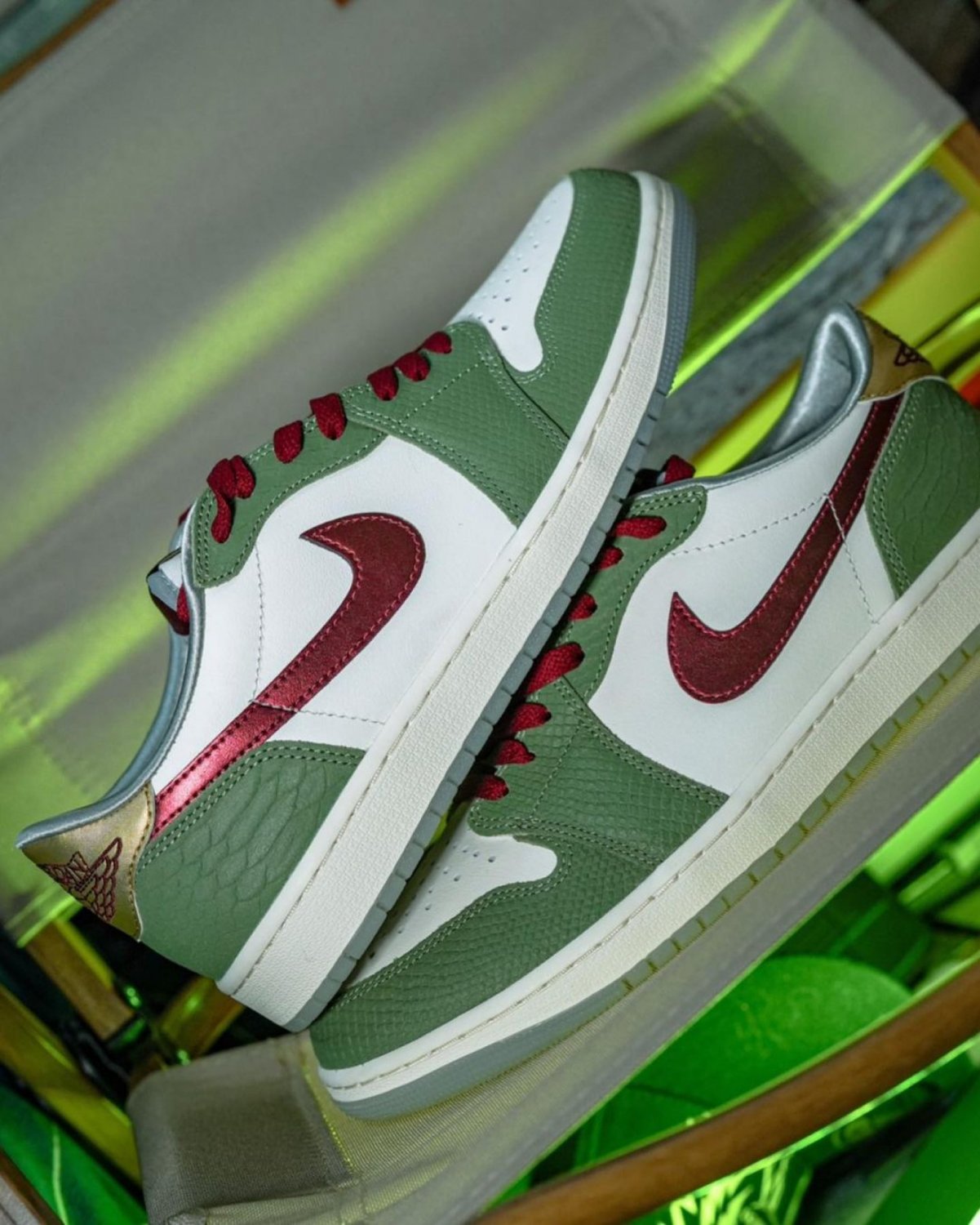 Nike Air Jordan 1 Low OG 'Year of the Dragon CNY'
